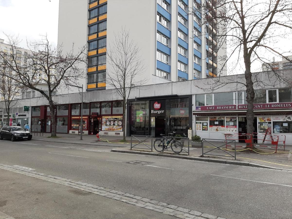Jina Appartement Straatsburg Buitenkant foto